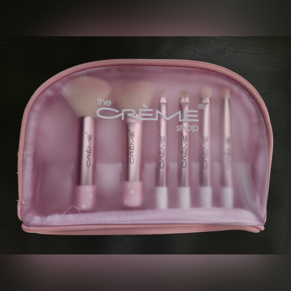 The Crème Shop Pink Makeup Brush Set